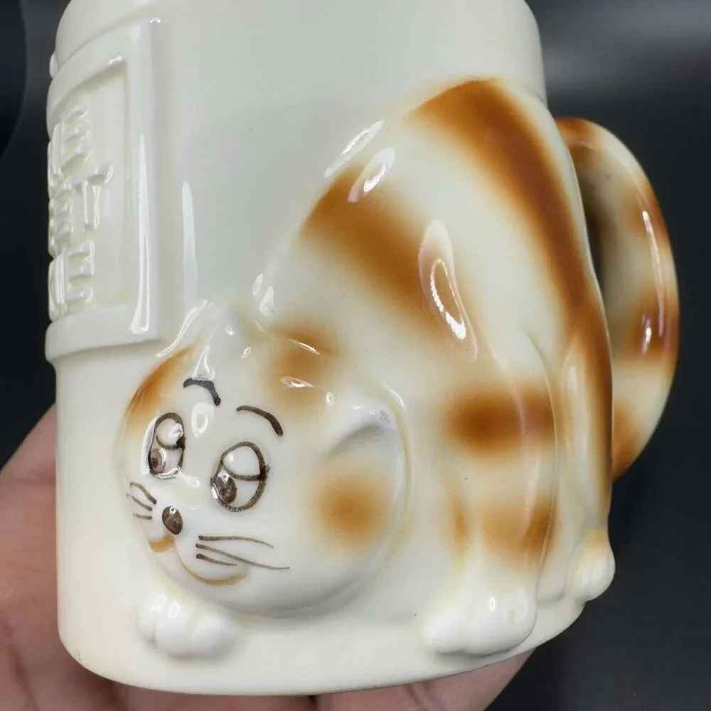 Quon Quon QQ Japan Ceramic Coffee Mug Cup‎ Kitty Cat Shaped With Mouse Mug Cup